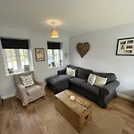 Shell - Part Of The The Bay Filey Village With Pool, Gym And Direct Access, Pub, Restaurant, Tennis And Meadows Walks