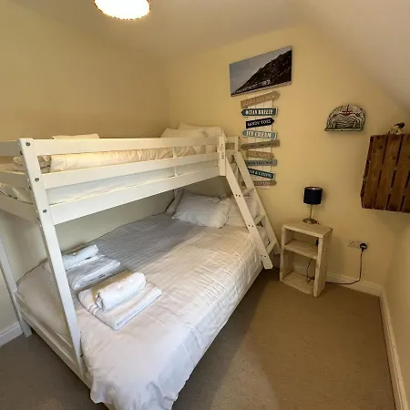Shell - Part Of The The Bay Filey Village With Pool, Gym And Direct Access, Pub, Restaurant, Tennis And Meadows Walks Vakantiehuis Reighton