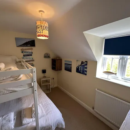 Vakantiehuis Shell - Part Of The The Bay Filey Village With Pool, Gym And Direct Access, Pub, Restaurant, Tennis And Meadows Walks *