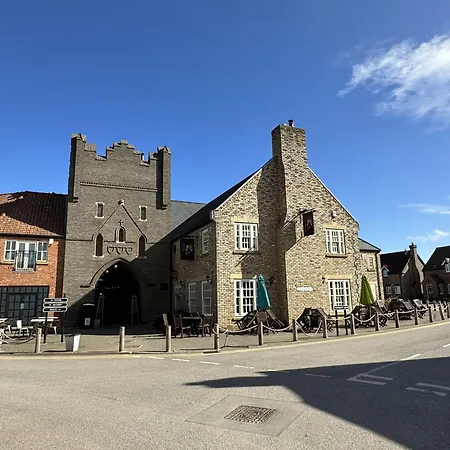 Vakantiehuis Shell - Part Of The The Bay Filey Village With Pool, Gym And Direct Access, Pub, Restaurant, Tennis And Meadows Walks Reighton